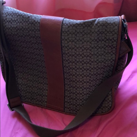 Coach - computer/diaper bag - Picture 5 of 6